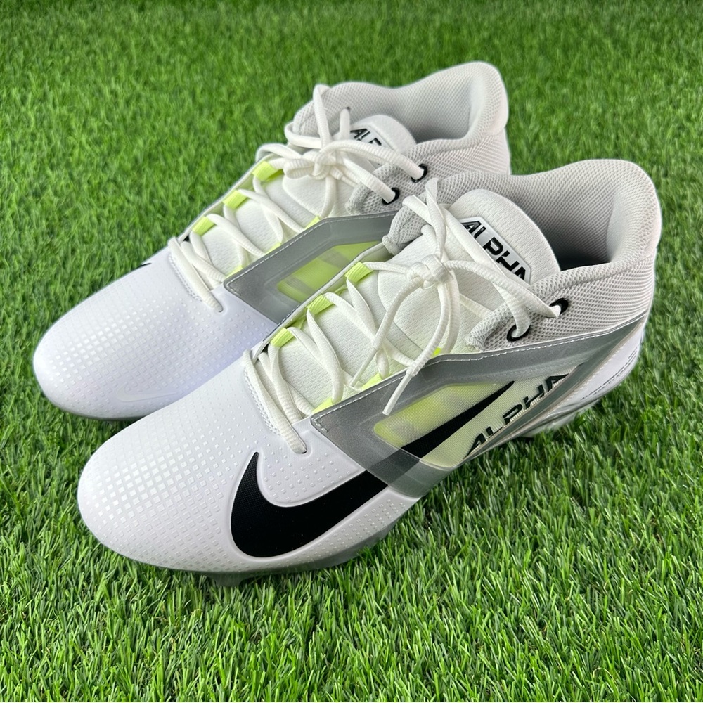 Nike Men's Sz 13 Alpha Menace 4 Pro Football Cleats White/Photon Dust FD7037-100